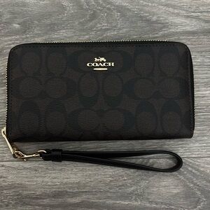 NWT Coach Zip Around Wallet Black Brown Gold